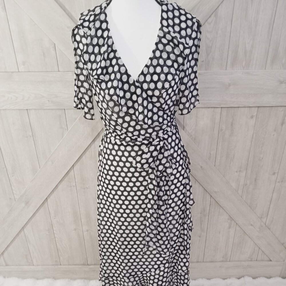 DONNA MORGAN-Trending Black & White Polka Dot Wrap Dress-Size 6